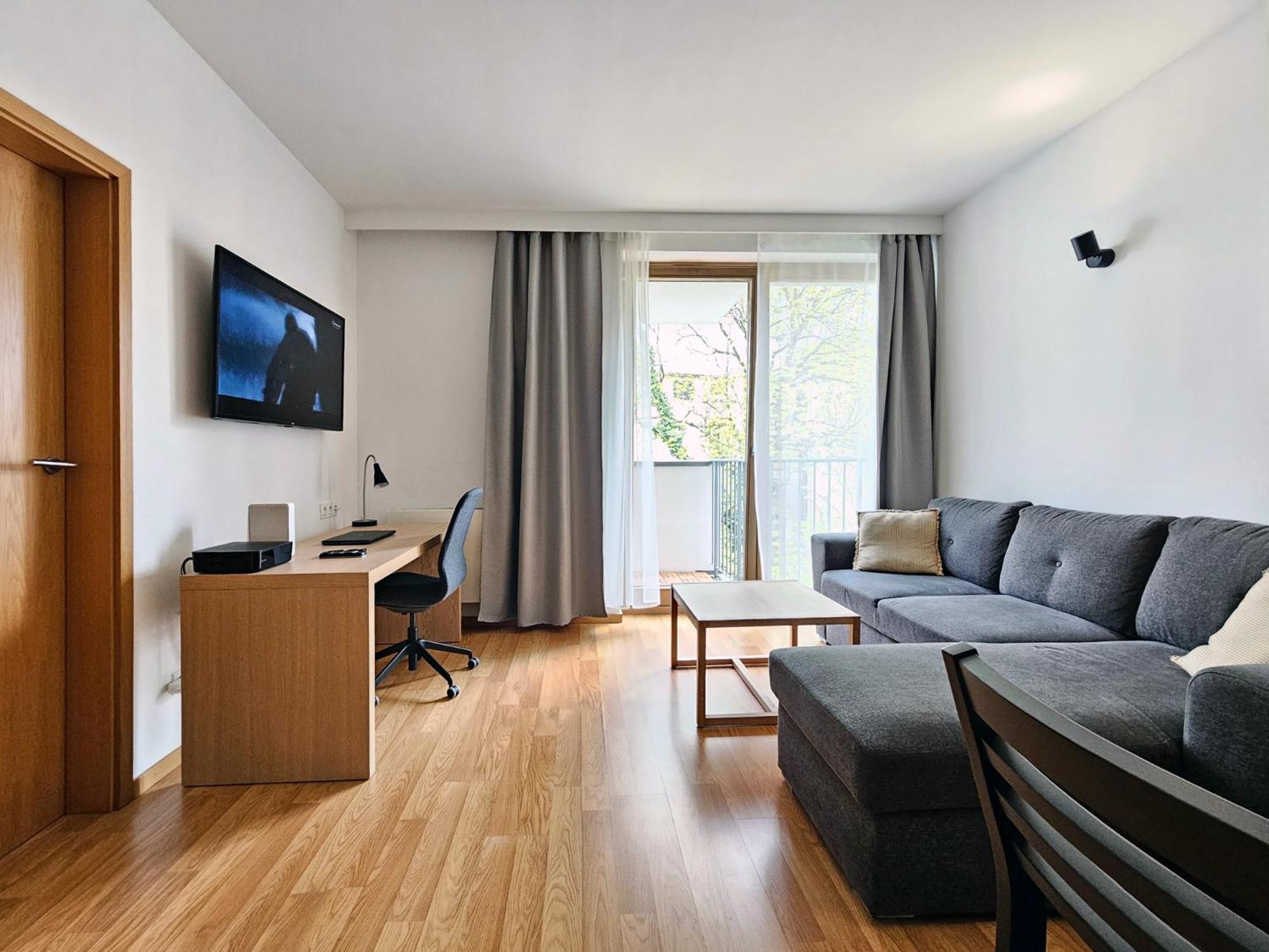 One-Bedroom Apartment